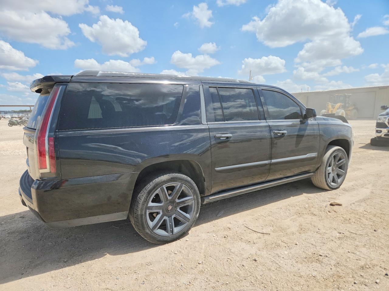 2015 CADILLAC ESCALADE ESV PREMIUM — снимка 3