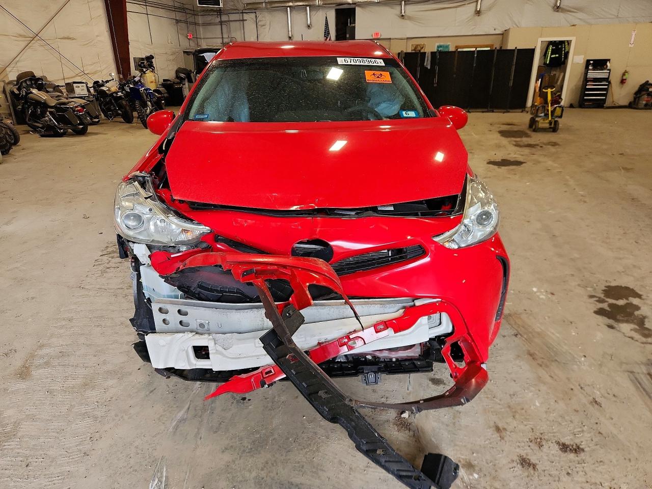 2017 TOYOTA PRIUS V TWO — снимка 5