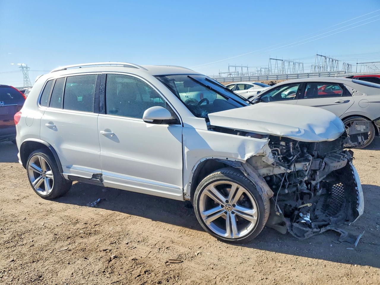 2016 VOLKSWAGEN TIGUAN S — снимка 4