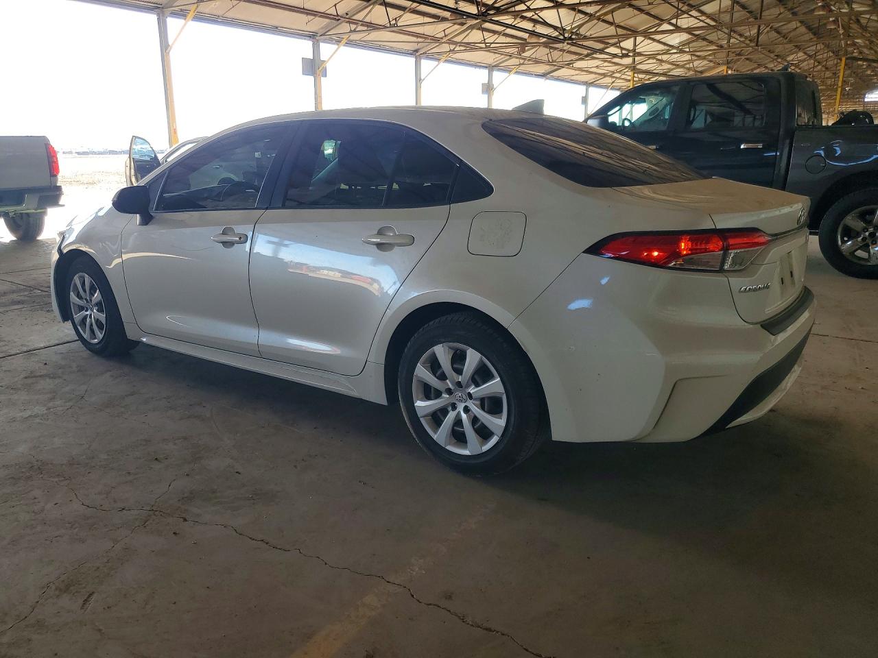 2020 TOYOTA COROLLA LE — снимка 2