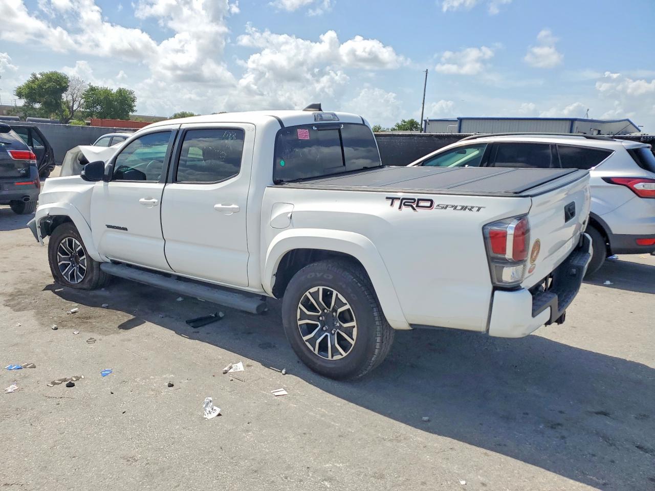 2023 TOYOTA TACOMA TRD SPORT — снимка 2