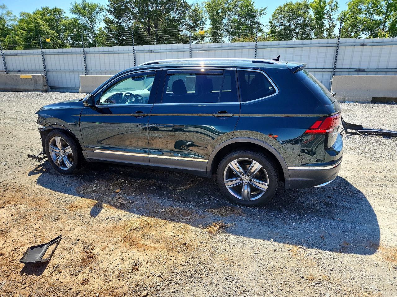 2019 VOLKSWAGEN TIGUAN SEL PREMIUM/SEL PREMIUM R-LINE — снимка 2