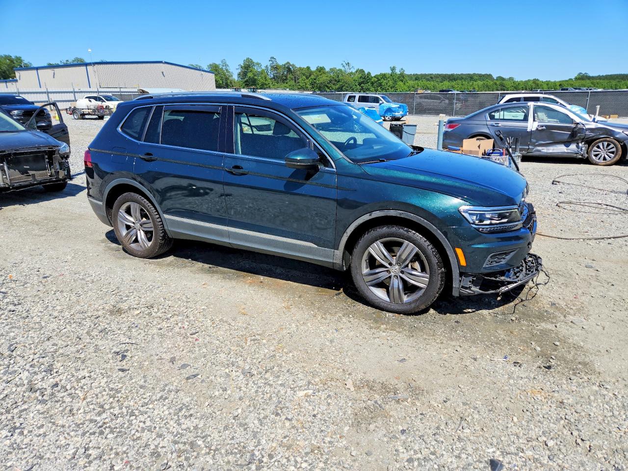 2019 VOLKSWAGEN TIGUAN SEL PREMIUM/SEL PREMIUM R-LINE — снимка 4