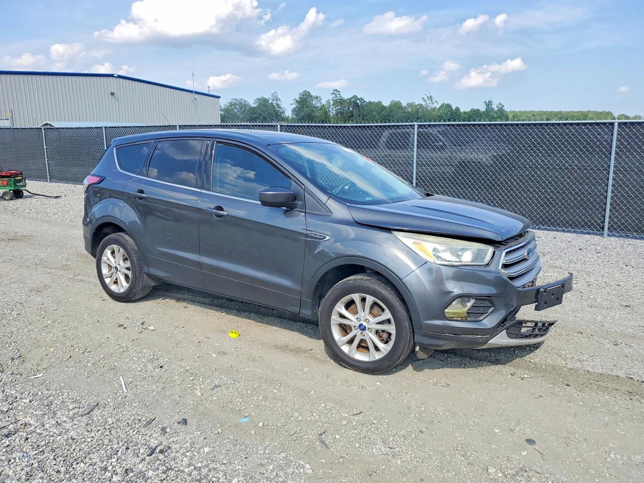 2017 FORD ESCAPE SE — снимка 4