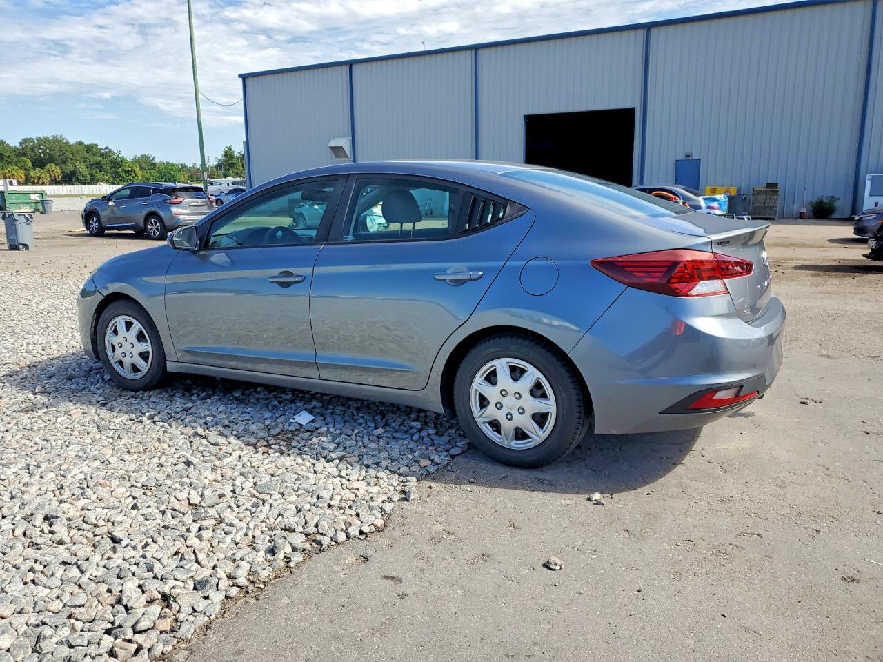 2019 HYUNDAI ELANTRA SE — снимка 2