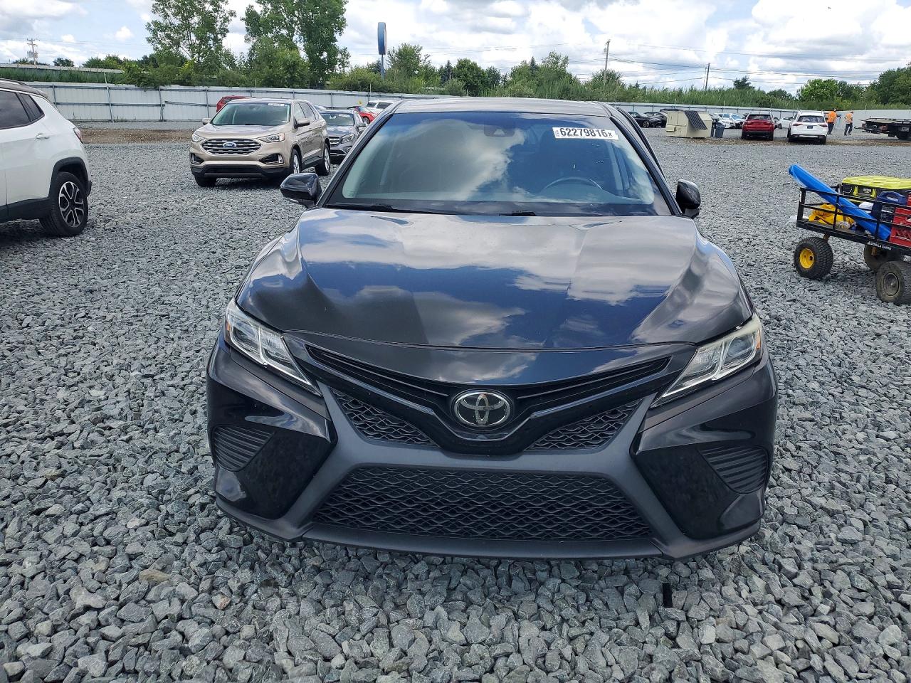 2019 TOYOTA CAMRY SE — снимка 5