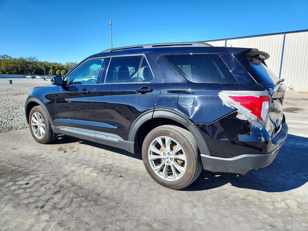 2023 FORD EXPLORER XLT — снимка 2