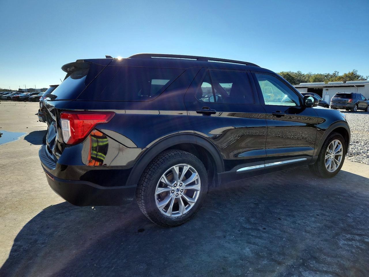 2023 FORD EXPLORER XLT — снимка 3