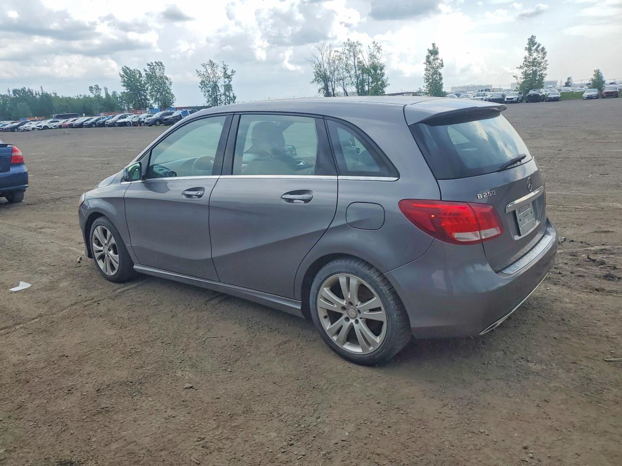 2017 MERCEDES-BENZ B 250 4MATIC — снимка 2