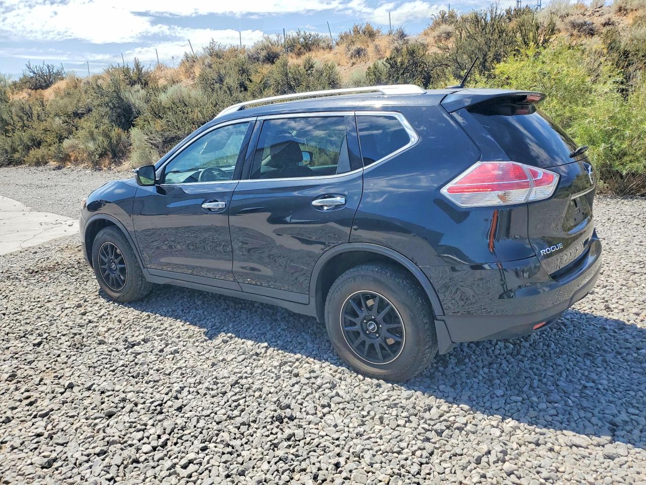 2016 NISSAN ROGUE SV — снимка 2