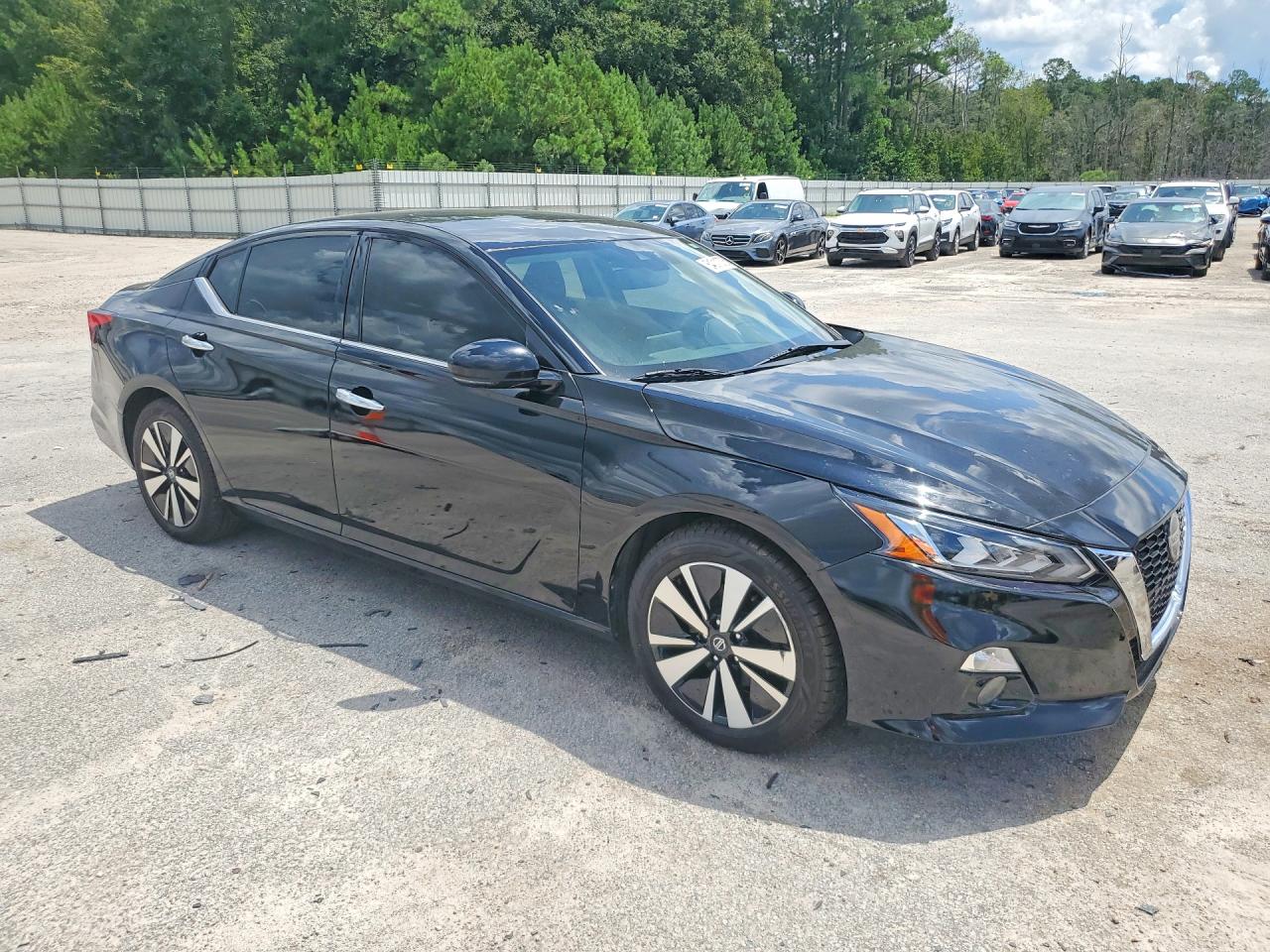 2019 NISSAN ALTIMA SL — снимка 4