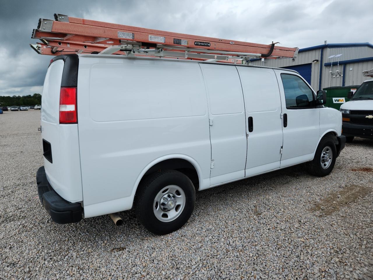 2022 CHEVROLET EXPRESS G2500 — снимка 3