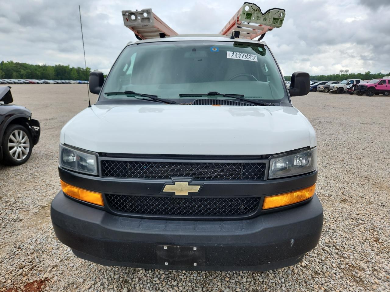 2022 CHEVROLET EXPRESS G2500 — снимка 5