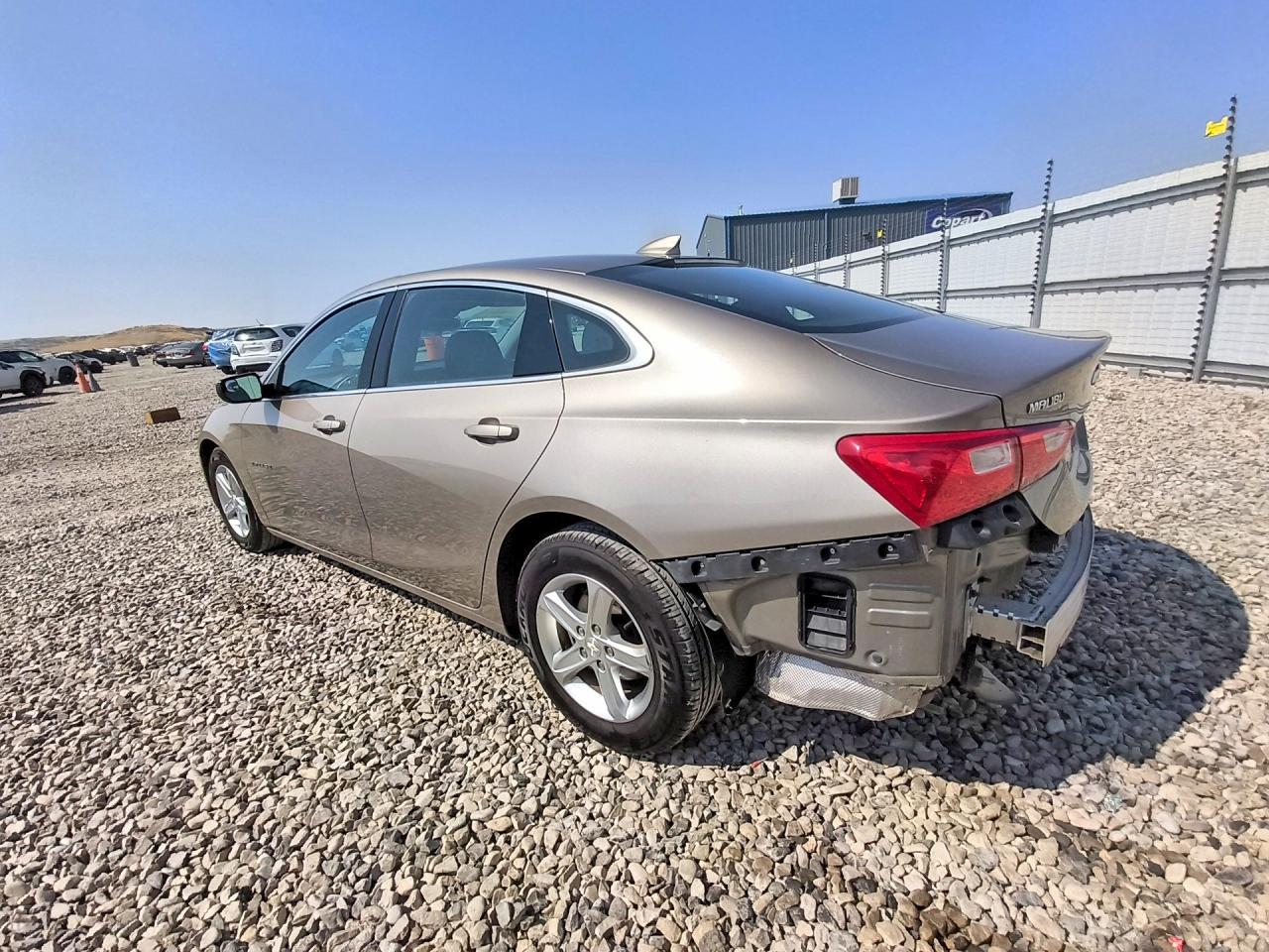 2023 CHEVROLET MALIBU LT — снимка 2
