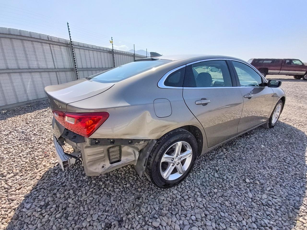 2023 CHEVROLET MALIBU LT — снимка 3