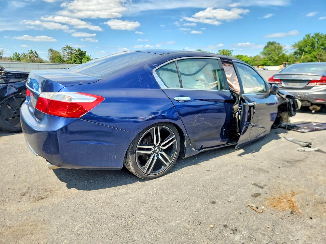2015 HONDA ACCORD LX — снимка 3