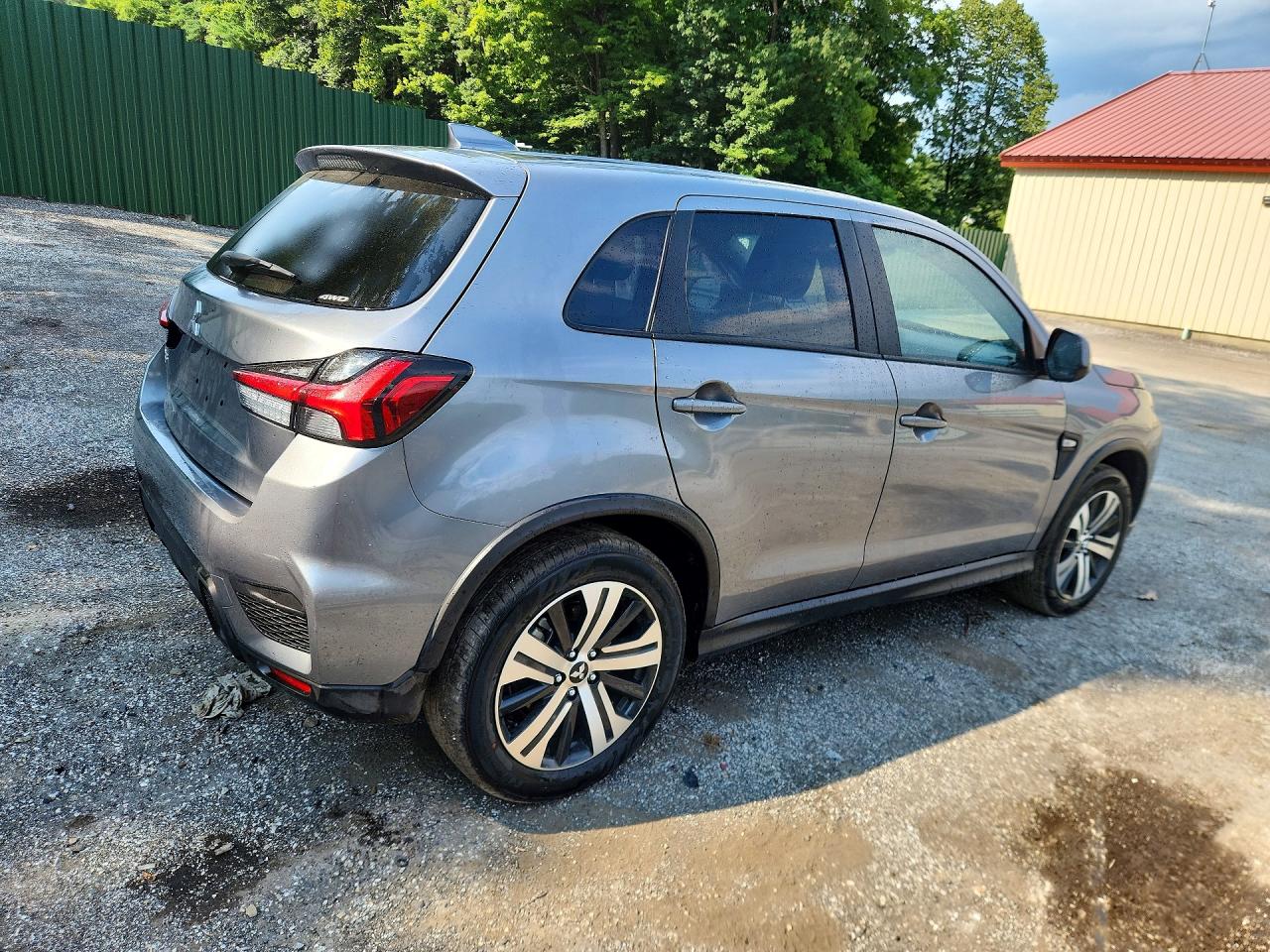 2026 MITSUBISHI OUTLANDER SPORT S/SE — снимка 3