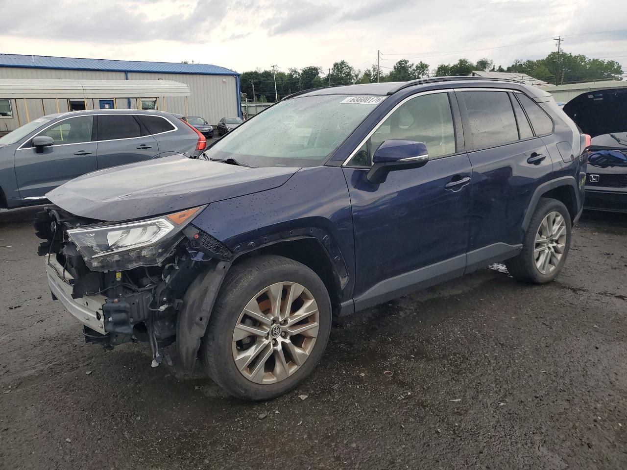 2021 TOYOTA RAV4 XLE PREMIUM