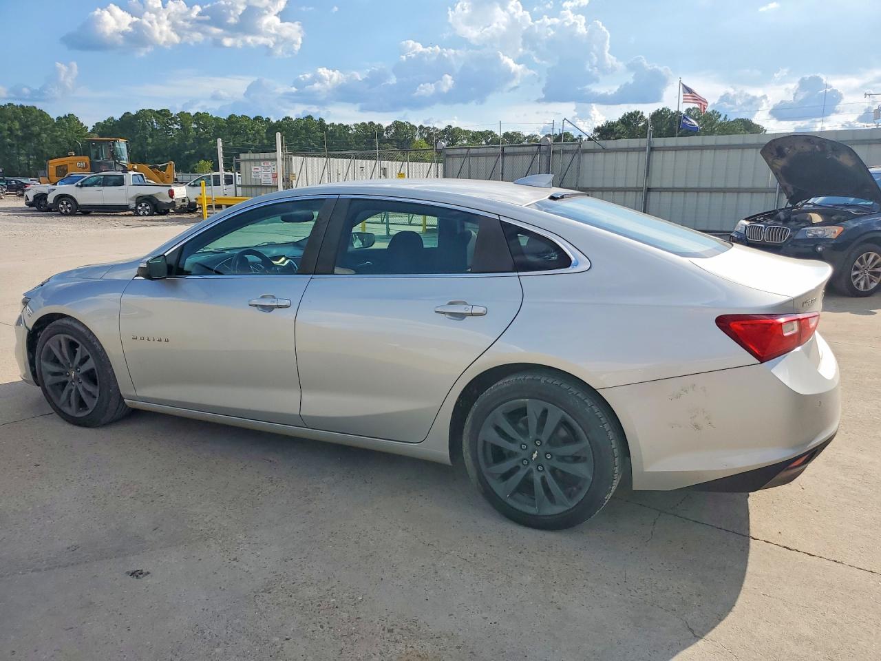 2017 CHEVROLET MALIBU LT — снимка 2