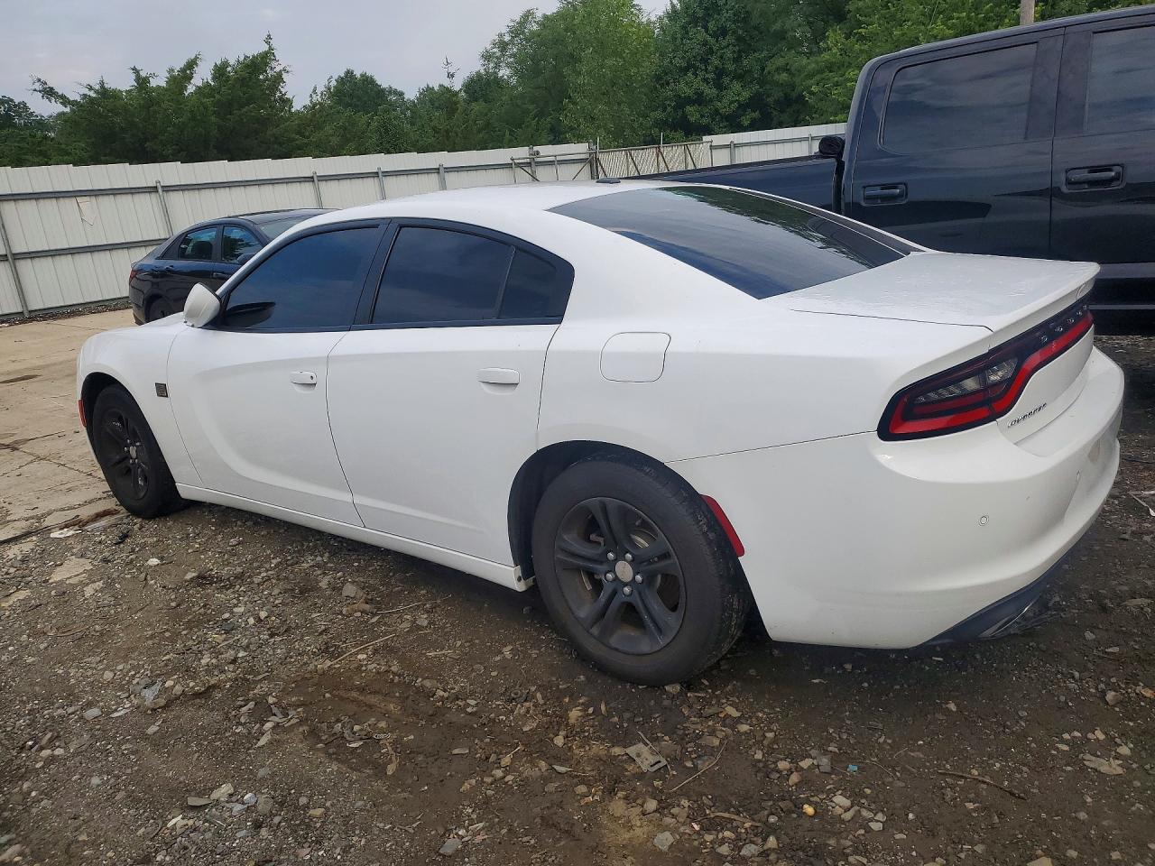 2019 DODGE CHARGER SXT — снимка 2
