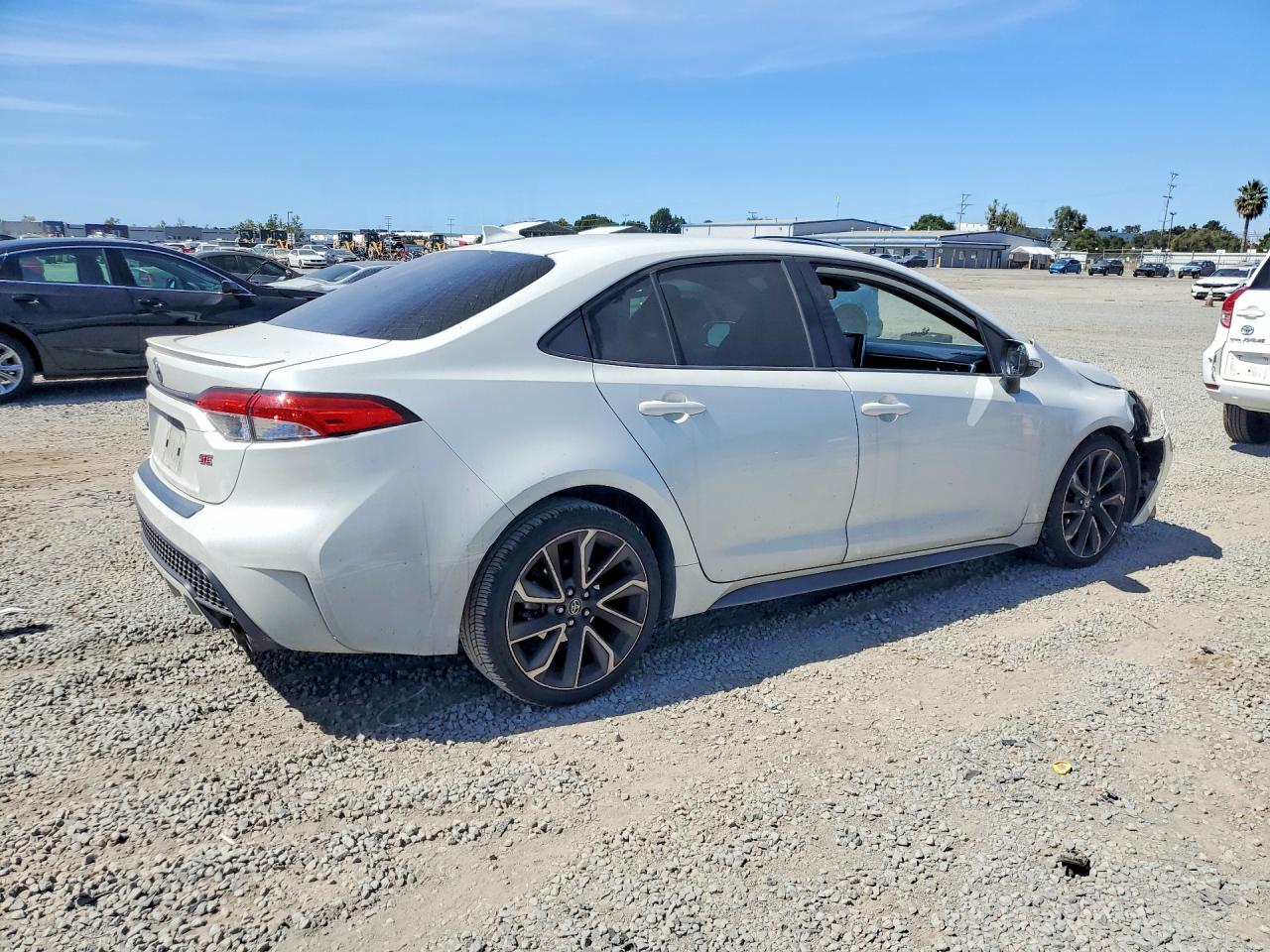 2020 TOYOTA COROLLA SE — снимка 3