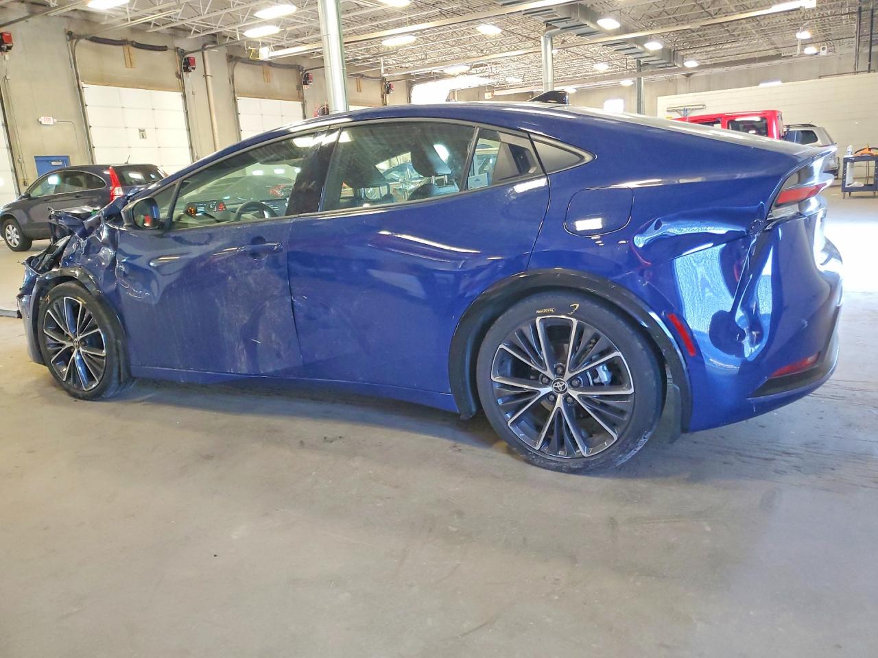 2024 TOYOTA PRIUS XLE — снимка 2
