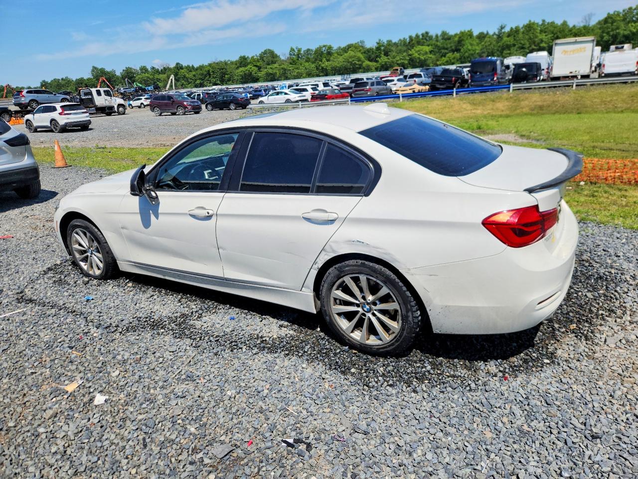 2018 BMW 320 XI — снимка 2
