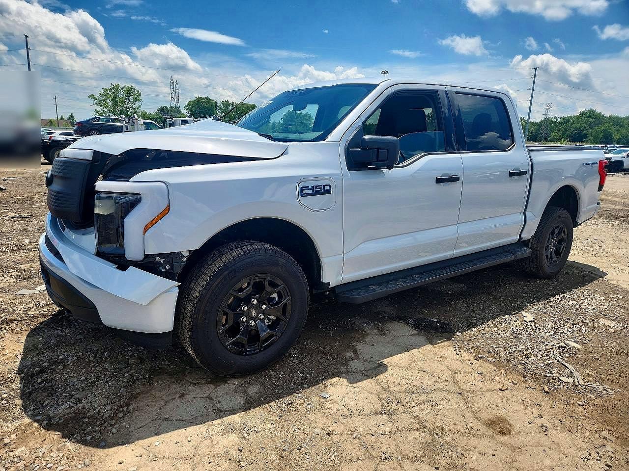 2025 FORD F150 LIGHTNING XLT