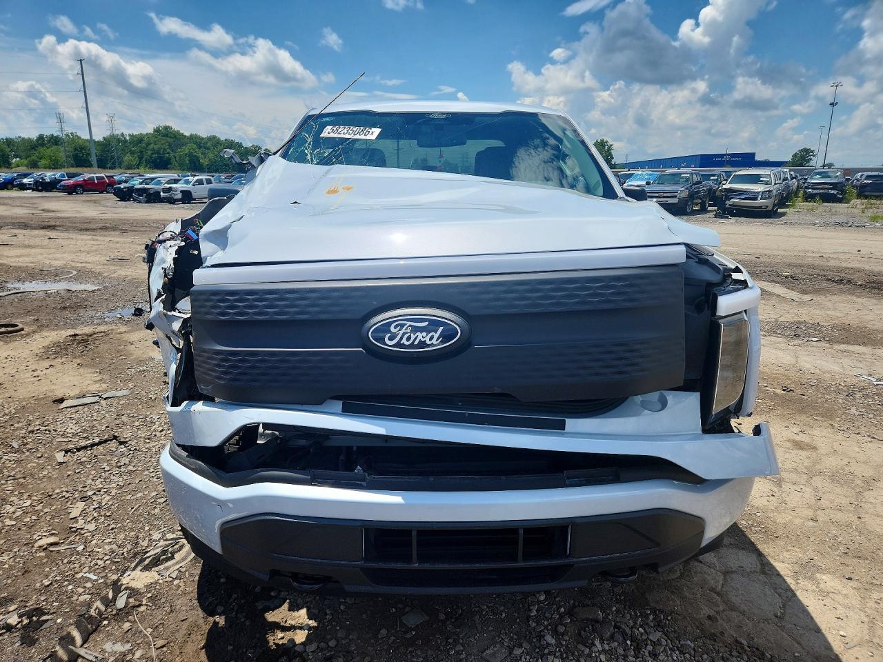 2025 FORD F150 LIGHTNING XLT — снимка 5
