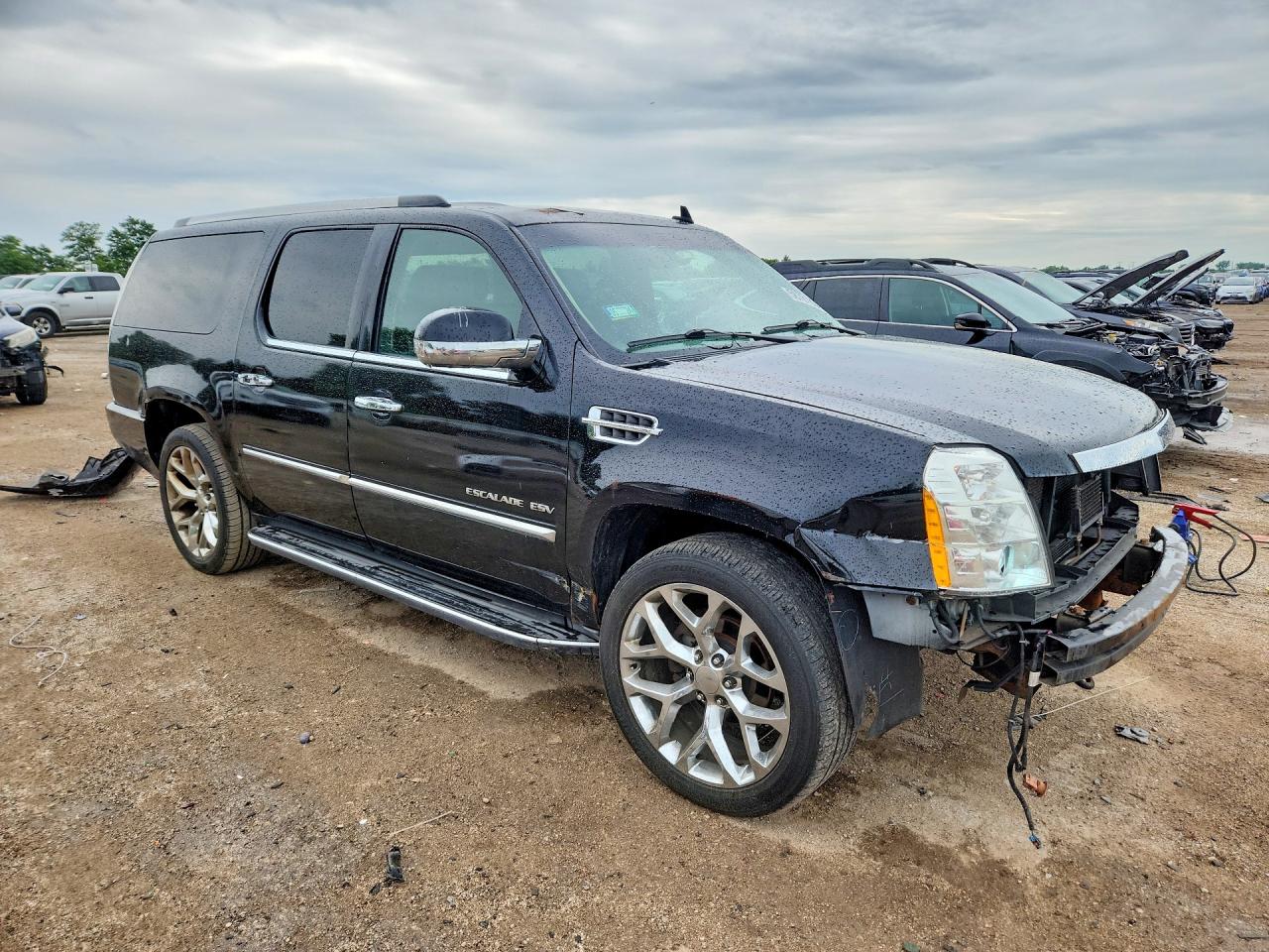 2013 CADILLAC ESCALADE ESV — снимка 4