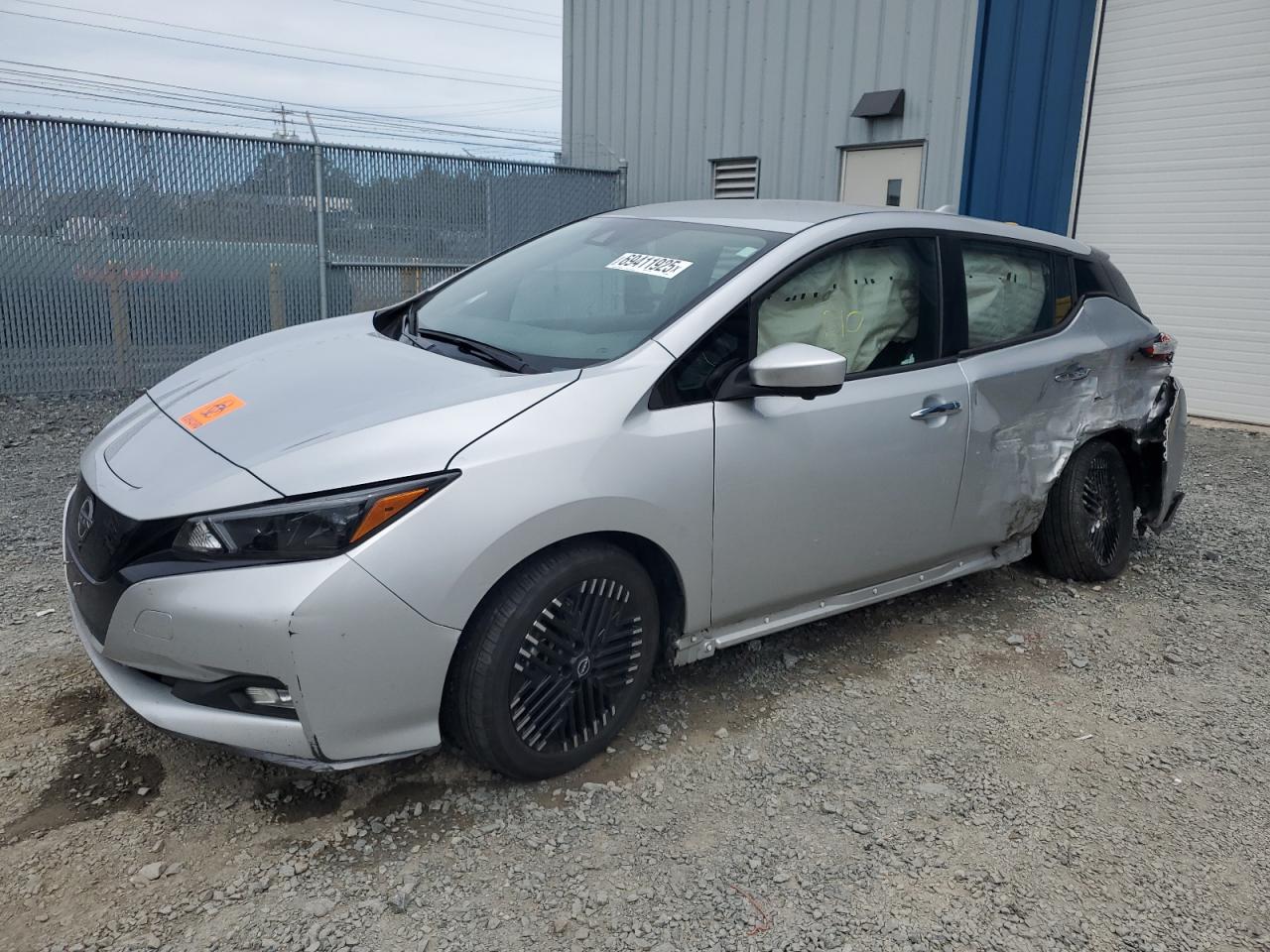 2023 NISSAN LEAF SV PLUS