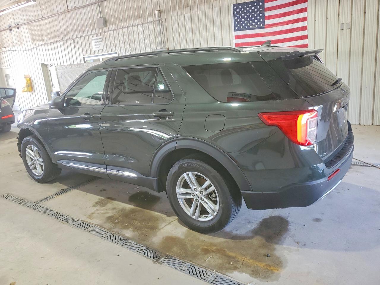 2023 FORD EXPLORER XLT — снимка 2