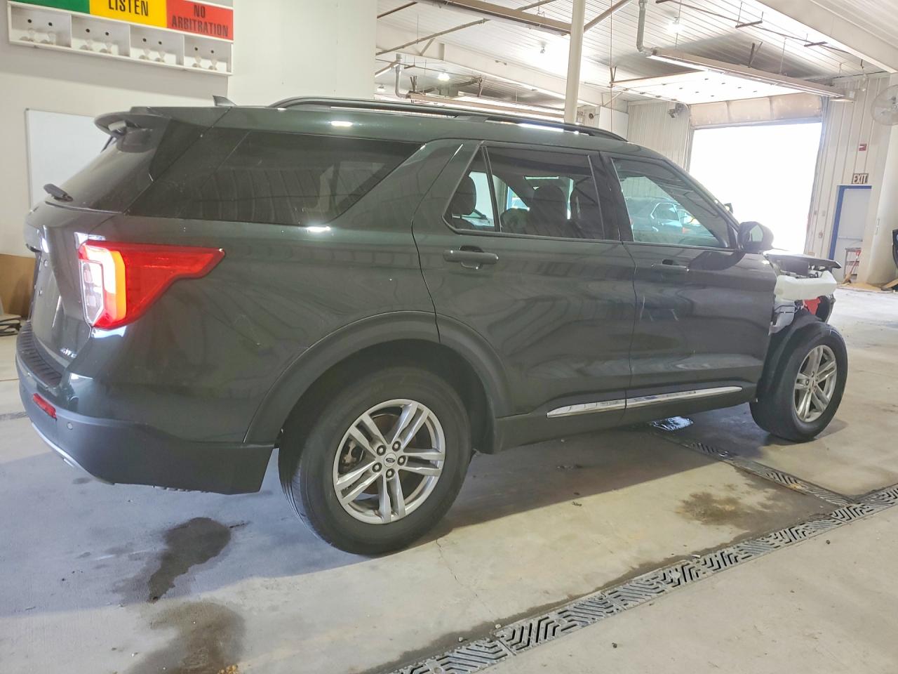 2023 FORD EXPLORER XLT — снимка 3