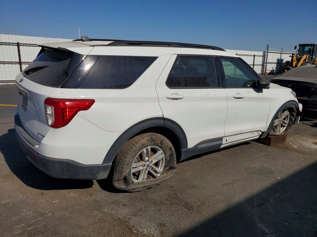 2023 FORD EXPLORER XLT — снимка 3