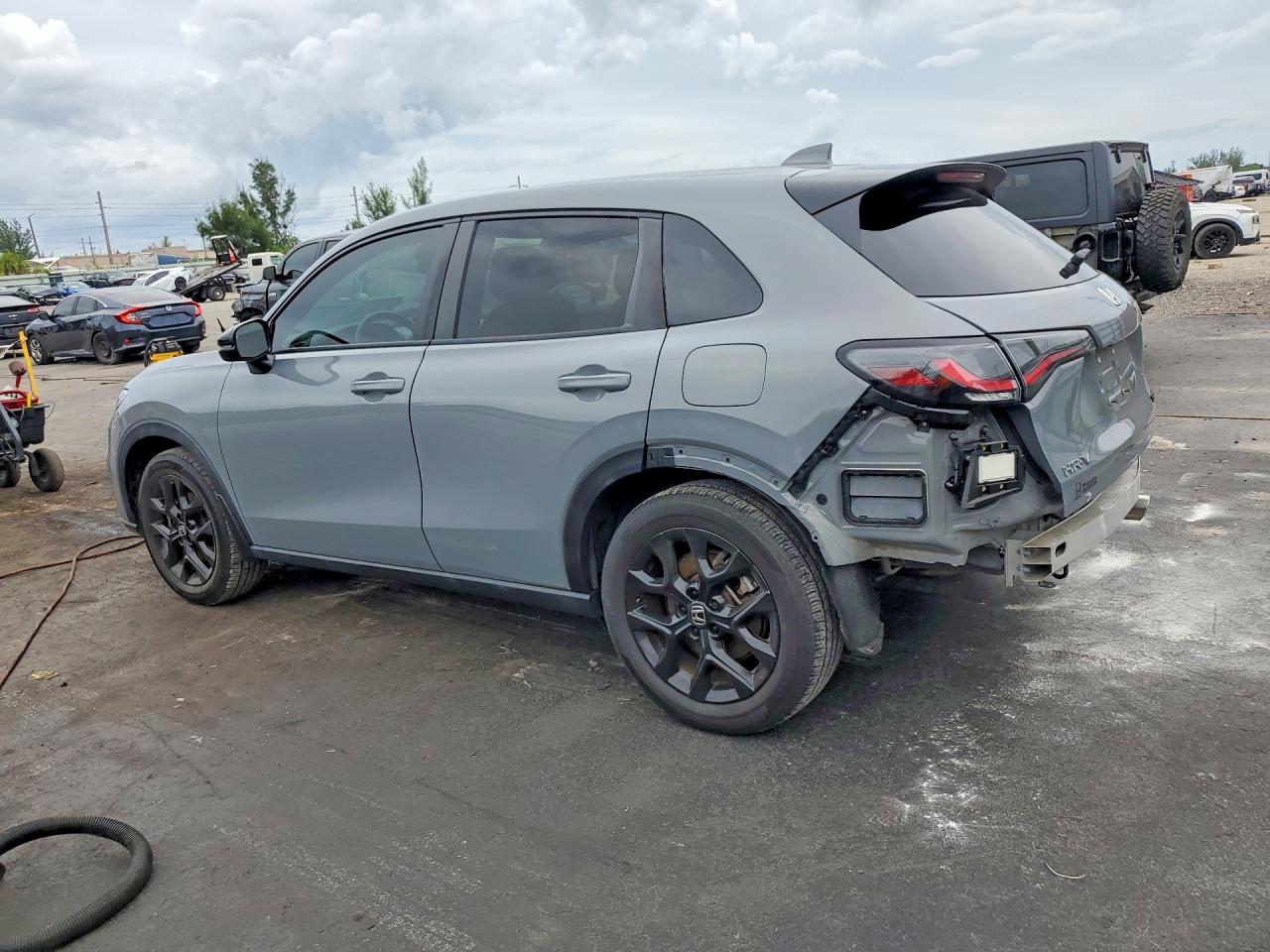 2025 HONDA HR-V SPORT — снимка 2