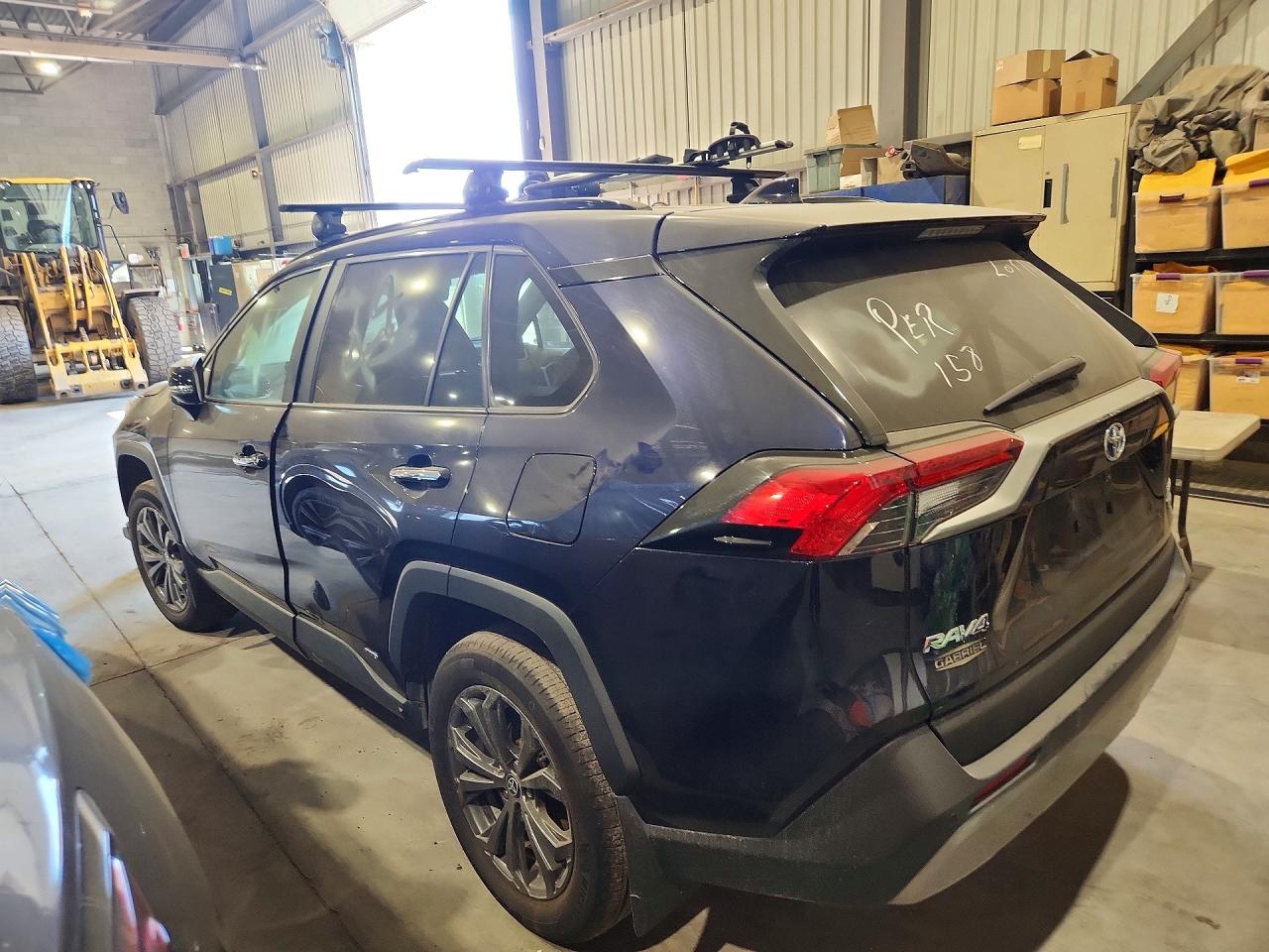 2023 TOYOTA RAV4 LIMITED — снимка 2