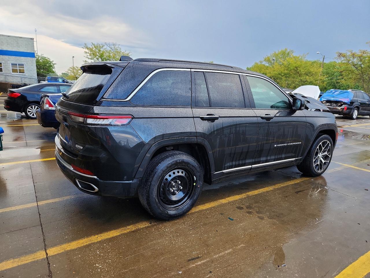 2024 JEEP GRAND CHEROKEE SUMMIT — снимка 3