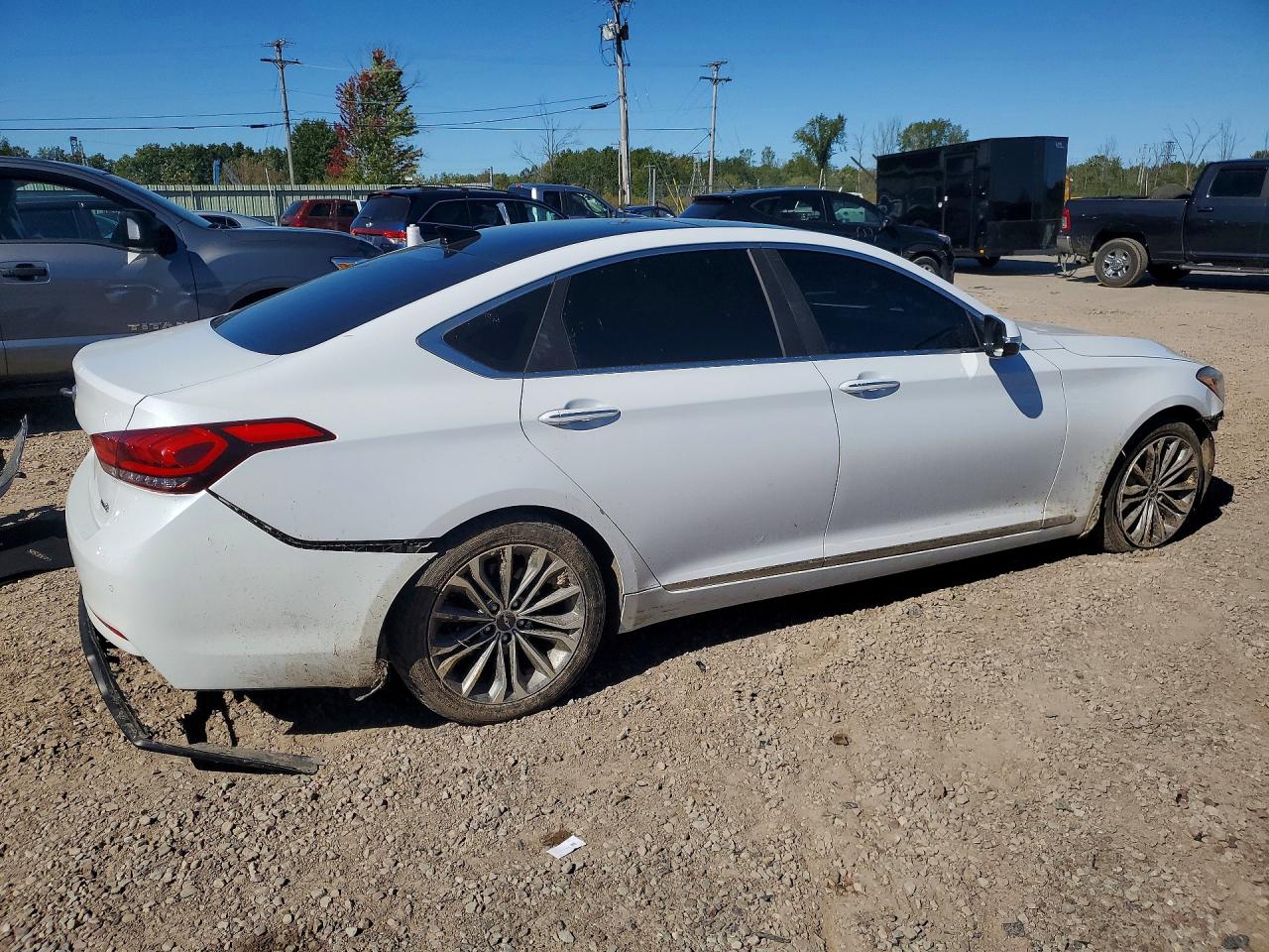 2016 HYUNDAI GENESIS 3.8L — photo 3