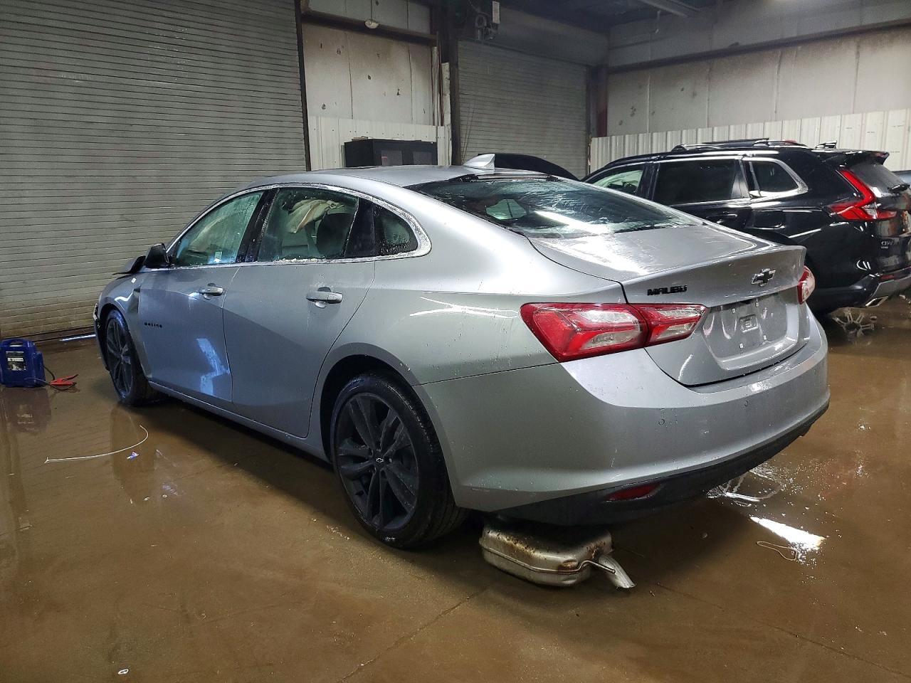2025 CHEVROLET MALIBU LT — снимка 2