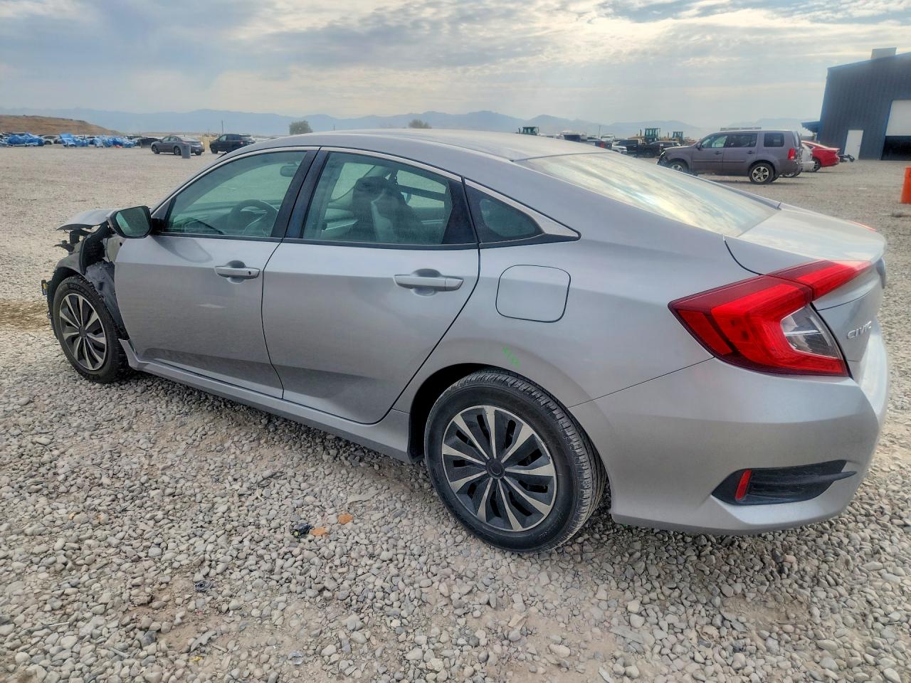 2017 HONDA CIVIC LX — снимка 2