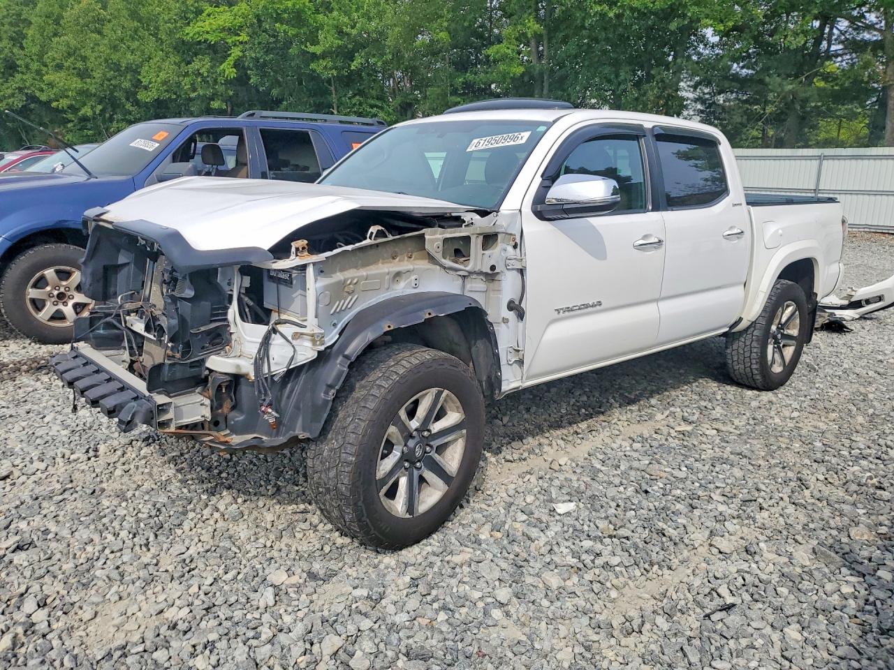 2017 TOYOTA TACOMA LIMITED