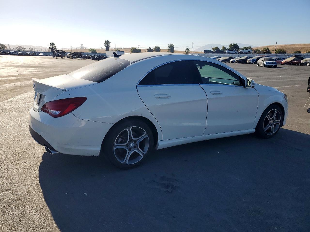 2014 MERCEDES-BENZ CLA 250 — снимка 3