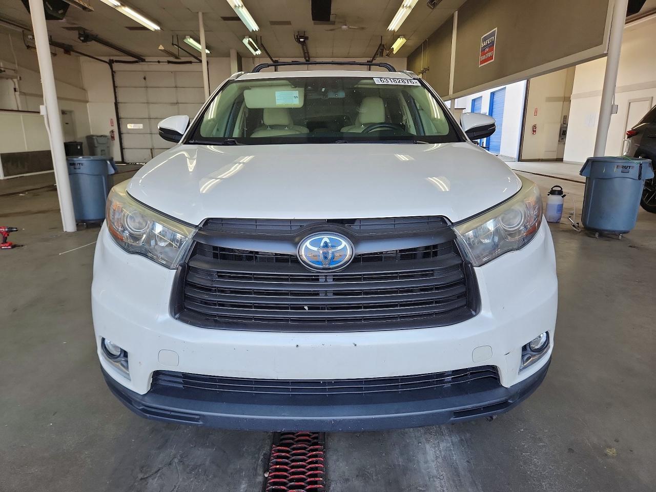 2015 TOYOTA HIGHLANDER HYBRID LIMITED PLATINUM — снимка 5