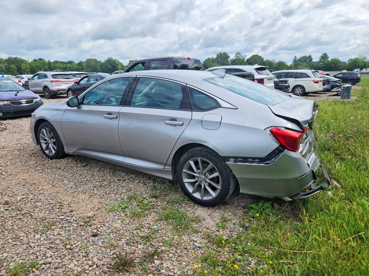 2022 HONDA ACCORD LX — снимка 2
