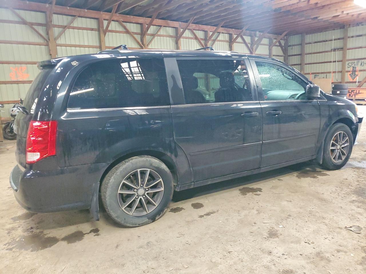 2017 DODGE GRAND CARAVAN SE — снимка 3