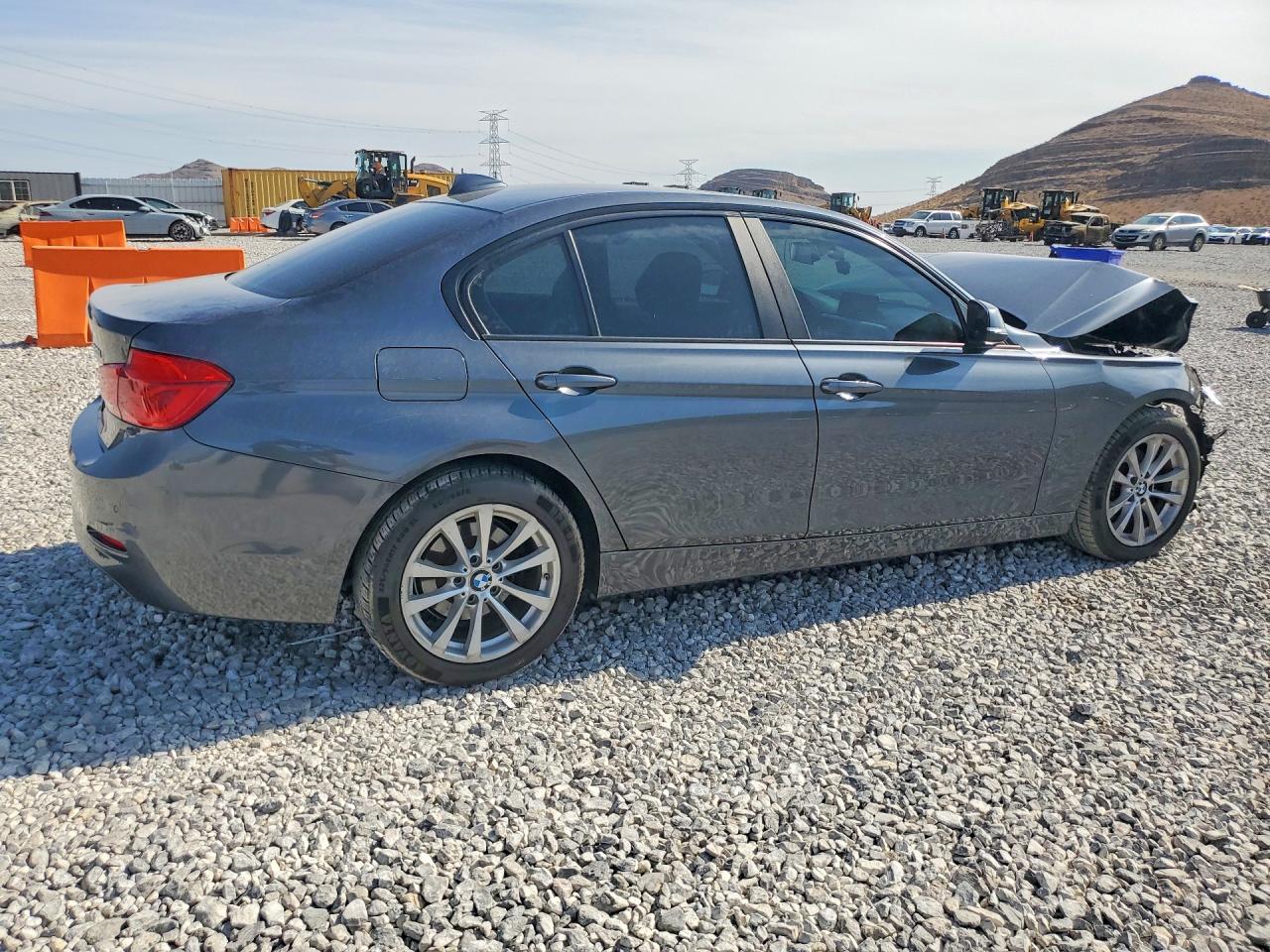 2016 BMW 320 I — снимка 3