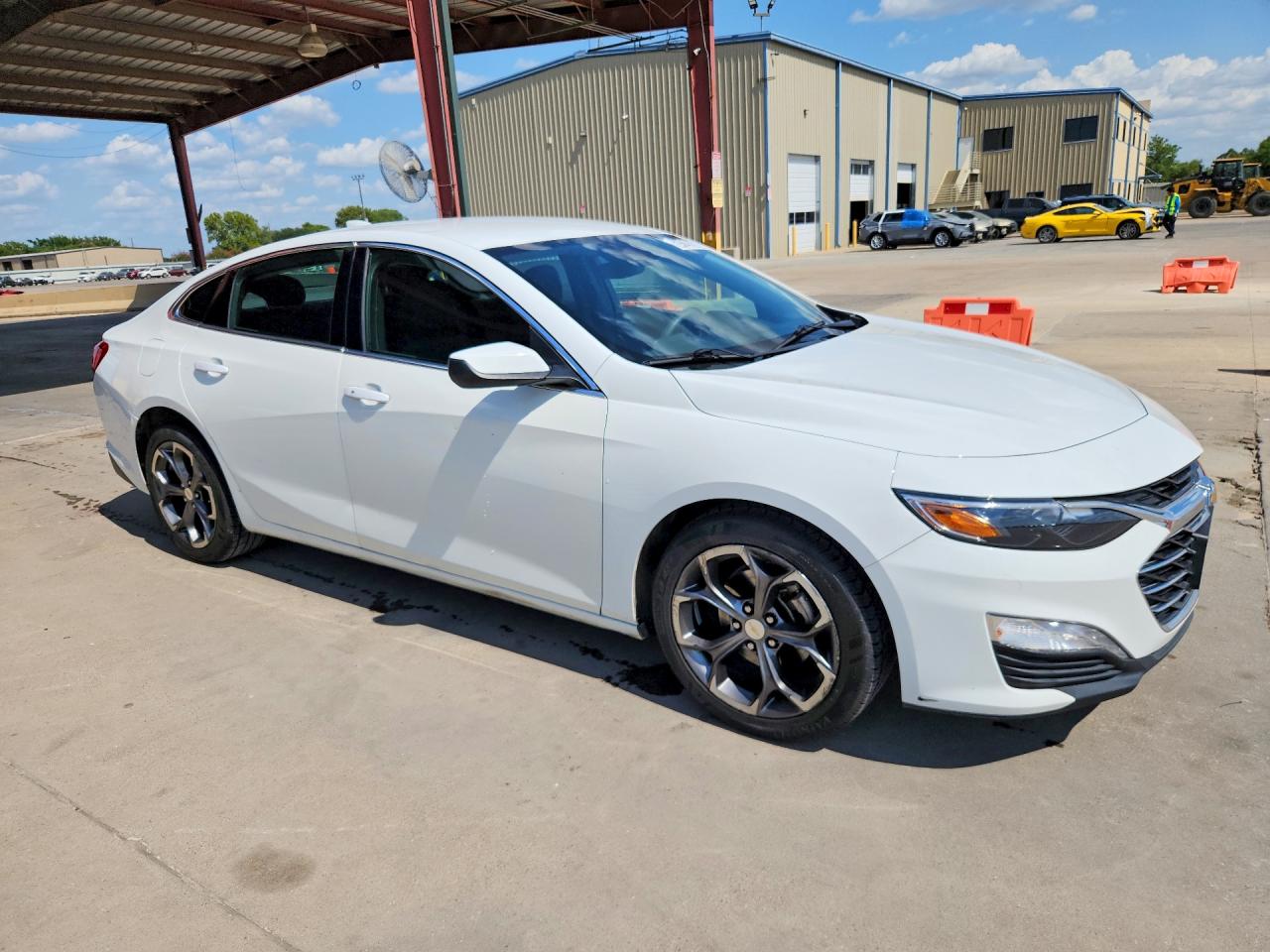 2023 CHEVROLET MALIBU LT — снимка 4