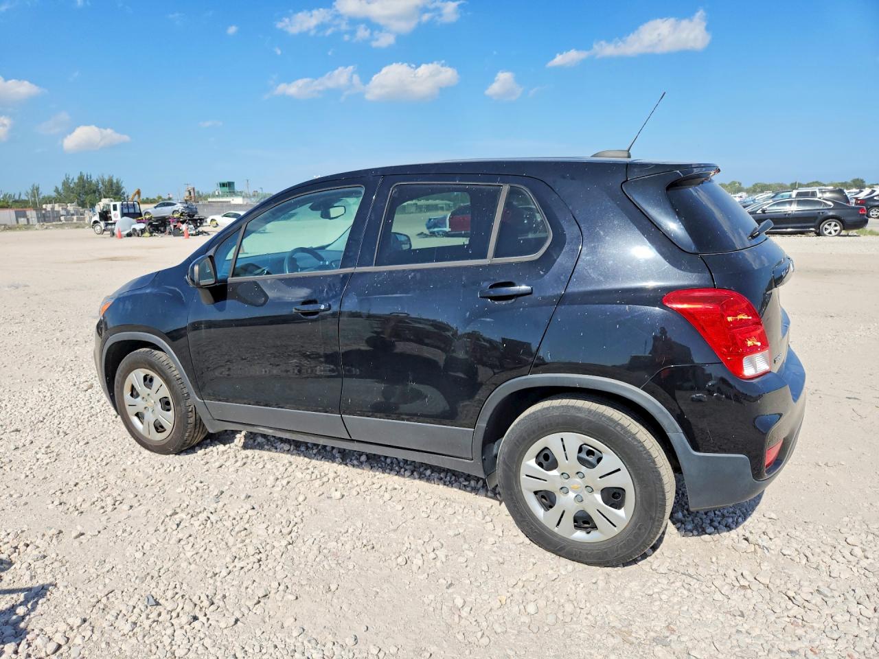 2019 CHEVROLET TRAX LS — снимка 2