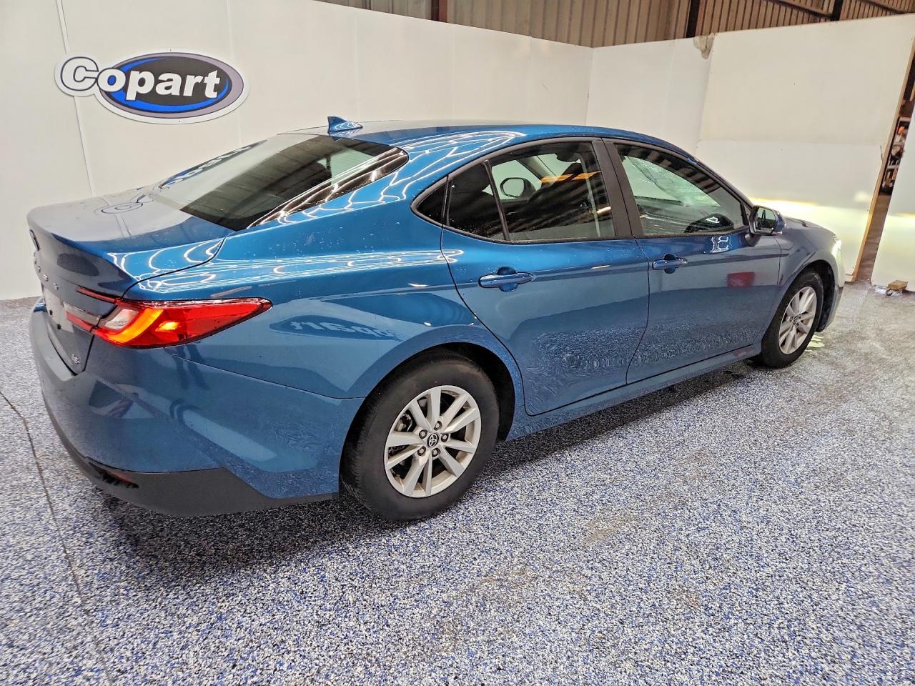 2025 TOYOTA CAMRY LE — снимка 3