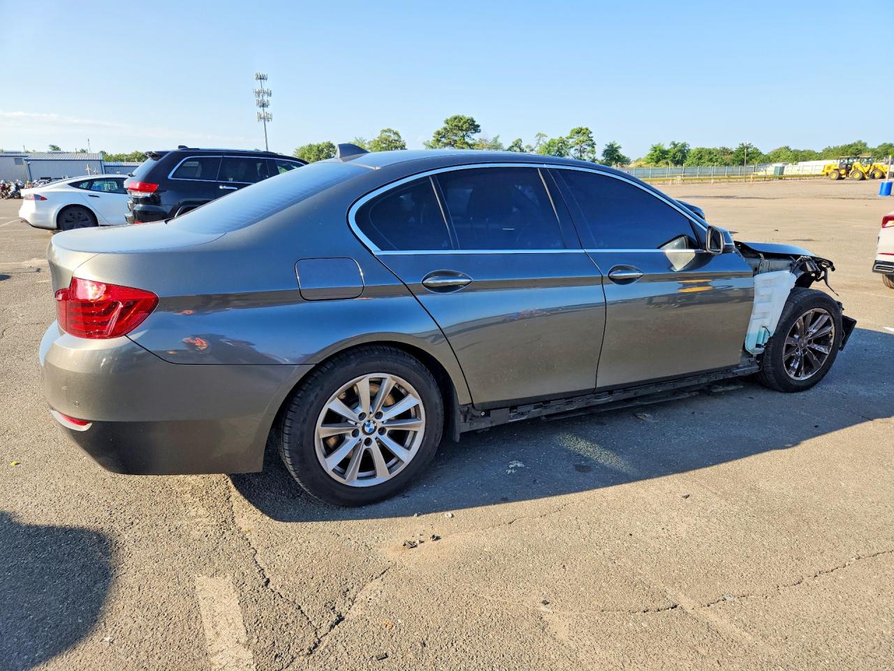 2015 BMW 528 XI — снимка 3